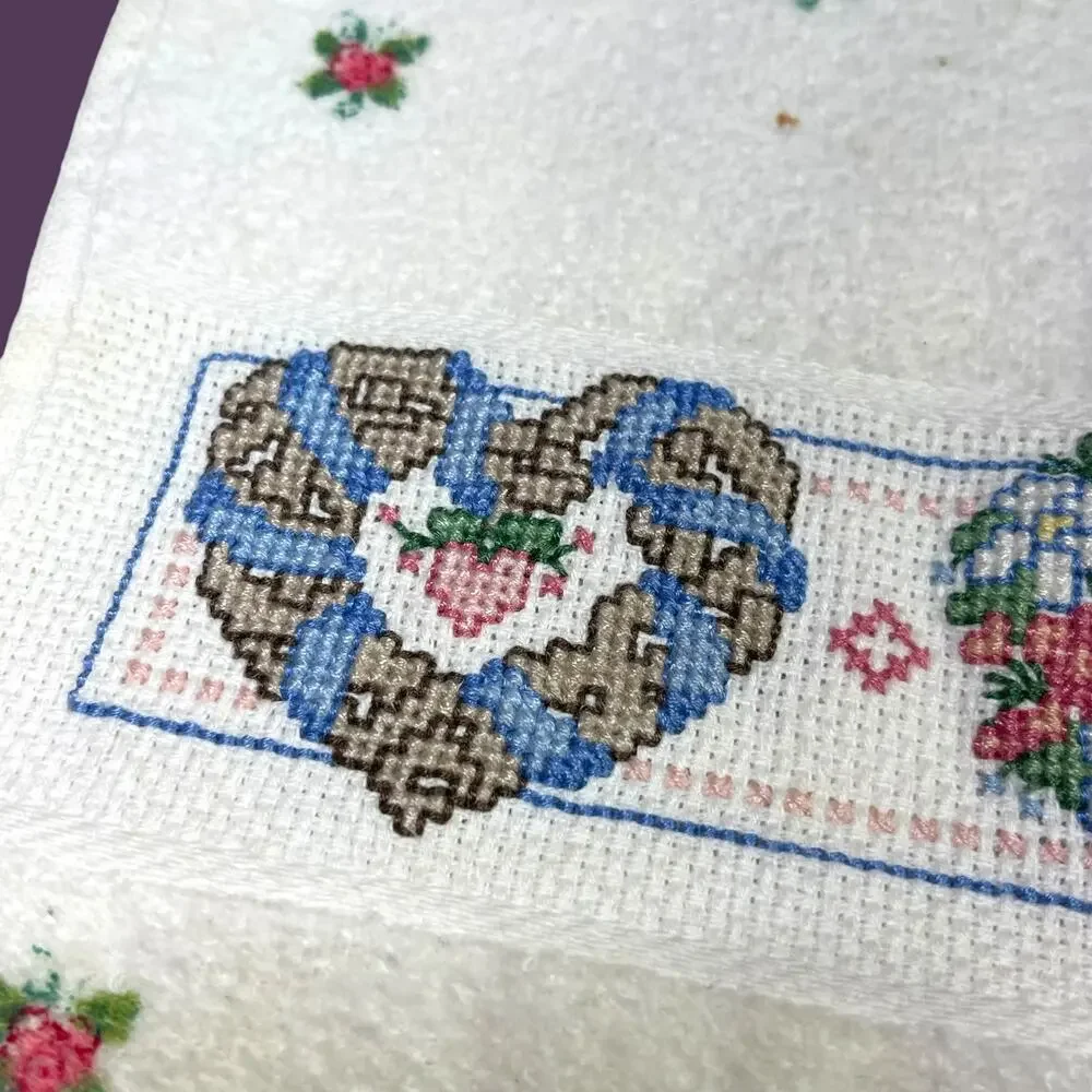 Vintage Cross Stitch Hearts Floral Hand Towel Fringe White 18x10.5 Cottage